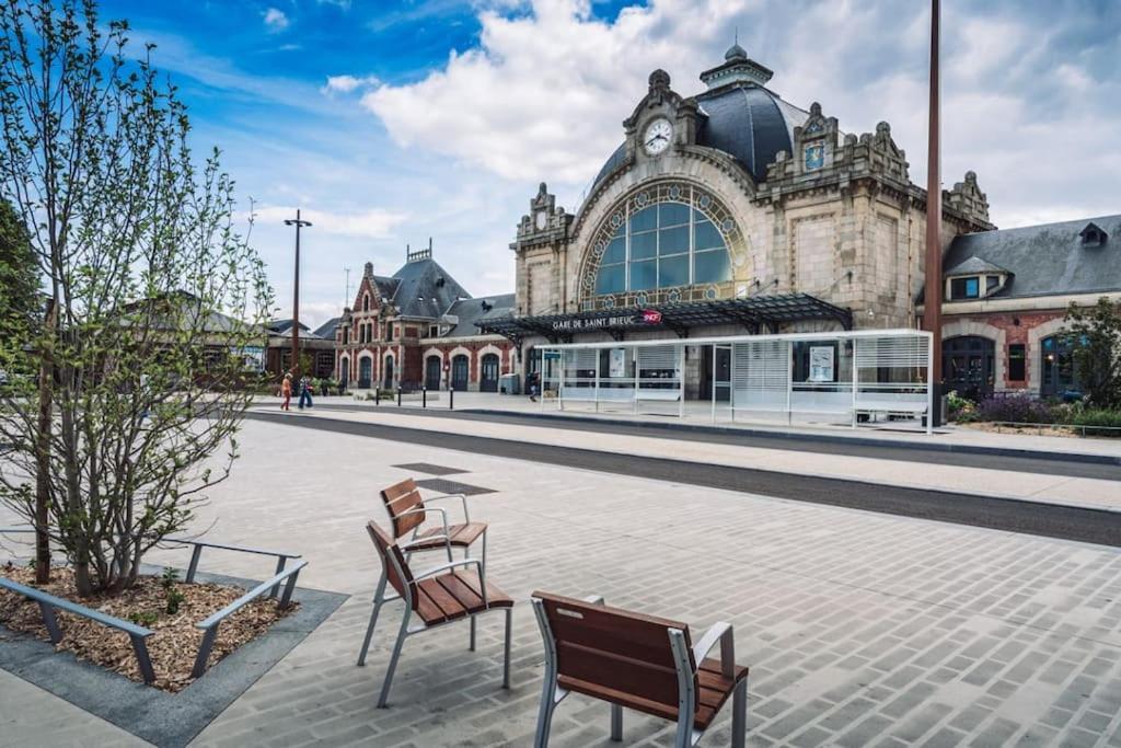 Appartement Cozy En Face De La Gare - Saint-Brieuc Exteriér fotografie